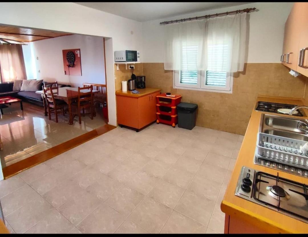 Manora Sucuraj 2 Bedroom Apartment Ngoại thất bức ảnh